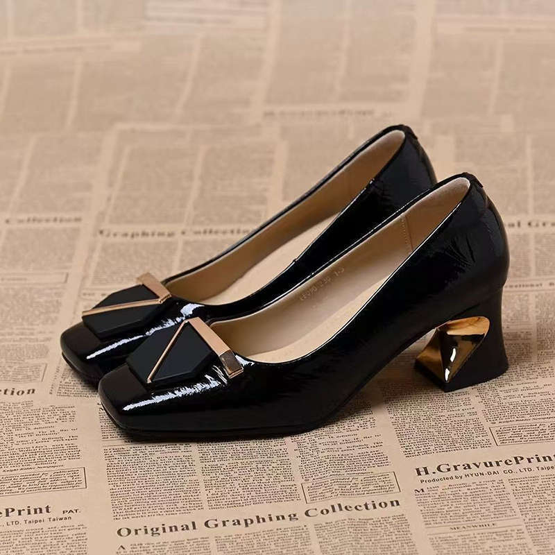 Leatherwork In French - Escarpins en cuir pour femme, collection