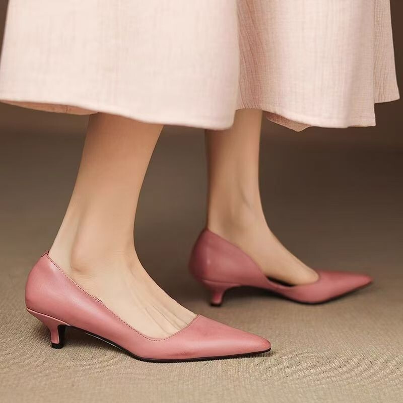 Petites chaussures de travail  - Leatherwork In French avis et prix
